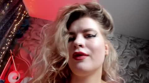 Mrs Irene online show from January 19, 6:53 am