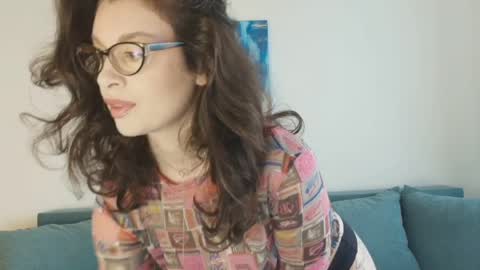 Irene online show from March 31, 7:08 am