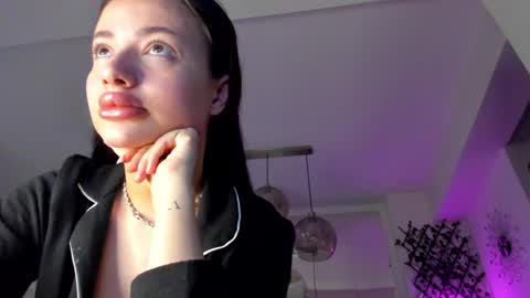 Ir s room online show from February 3, 5:18 am