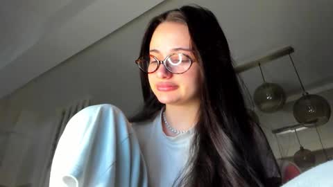 Ir s room online show from December 14, 6:41 am