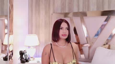 irinavelvet online show from September 23, 5:11 pm