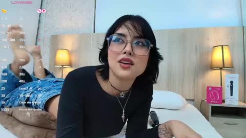 Iris online show from May 19, 1:56 am