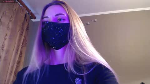 Snapshot of iris_lave chatting on September 8, 4:17 pm Lily online show from September 8, 4:17 pm