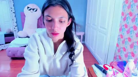 Snapshot of iris_stone_ chatting on January 17, 9:06 pm Iris online show from January 17, 9:06 pm