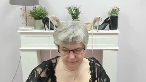 I R I S online show from February 17, 7:18 am