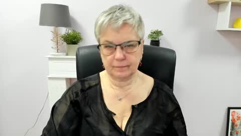 I R I S online show from May 13, 6:30 am