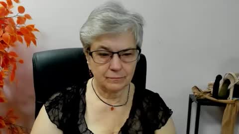 I R I S online show from September 29, 6:18 am