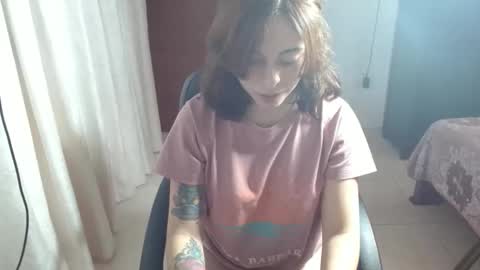 irisarellano_ online show from May 6, 1:26 pm
