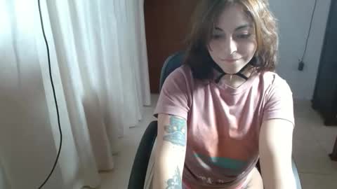 irisarellano_ online show from May 11, 2:45 pm