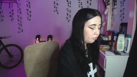 Iris  online show from February 11, 6:04 am