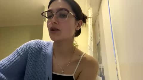 irisss31 online show from May 31, 6:20 pm