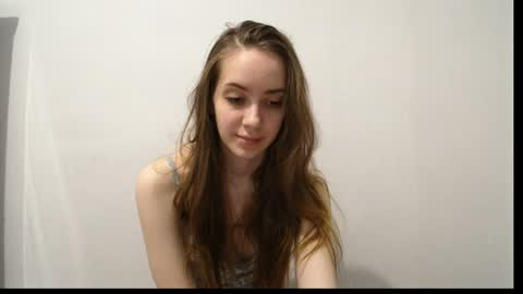 irma_b2004 online show from May 25, 8:52 pm