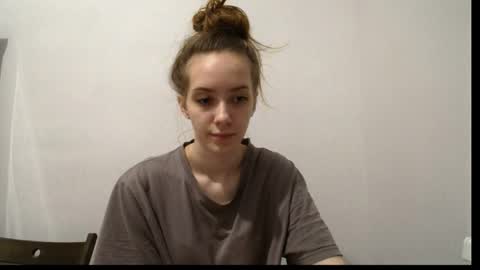 irma_b2004 online show from May 24, 8:52 pm