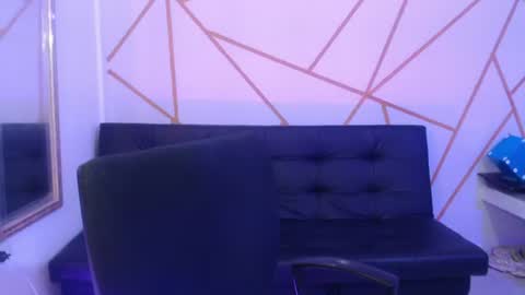 isa__rodriguez online show from June 24, 9:47 pm