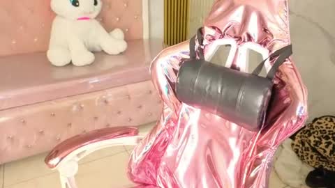 isabeau_s online show from June 23, 1:31 pm