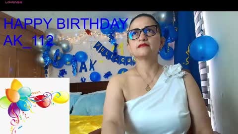 Isabeel Sofia online show from May 23, 7:23 pm