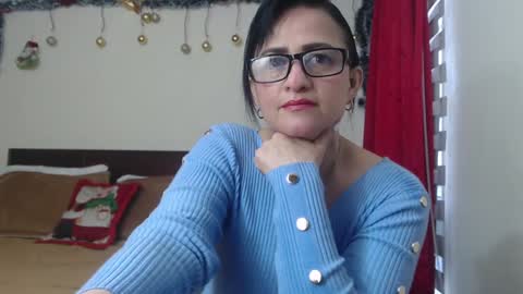 Isabeel Sofia online show from December 14, 12:12 pm