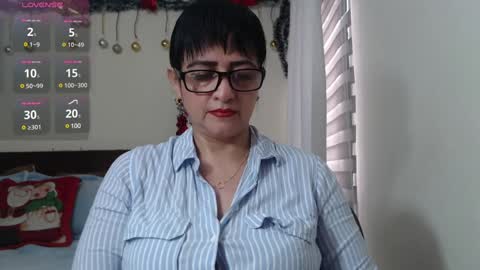 Isabeel Sofia online show from January 5, 3:02 pm