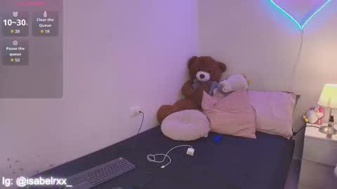 Isabel online show from February 23, 7:13 pm