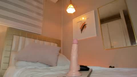 Hii I AM ISABELA   online show from May 11, 4:04 pm