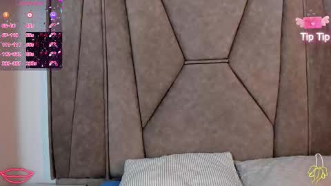 isabela Collins online show from November 12, 12:25 pm