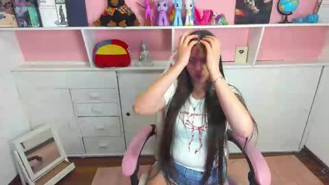 Snapshot of isabela_latingirl chatting on December 10, 2:38 am isabela online show from December 10, 2:38 am