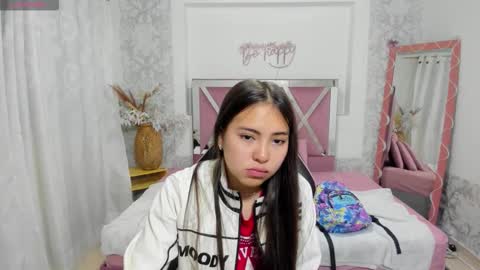 ISABELA  online show from December 18, 11:48 am