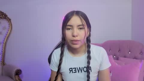 ISABELA  online show from May 15, 11:57 am