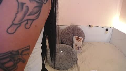    online show from December 20, 9:28 pm