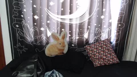    online show from January 16, 7:31 pm