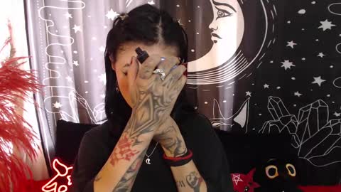    online show from February 19, 7:38 pm