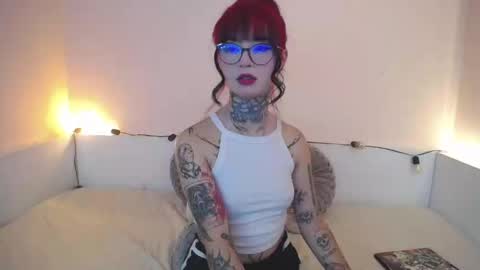    online show from December 6, 8:50 pm