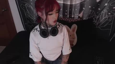    online show from December 27, 9:22 pm