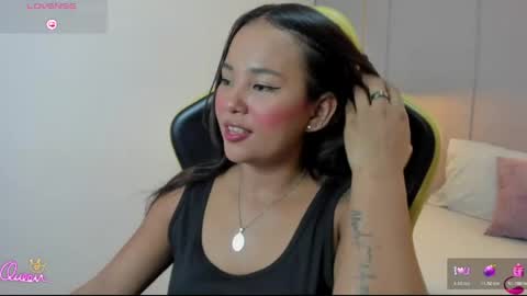 Isabel florez online show from May 10, 2:46 am