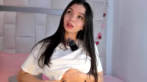 isabella_gomez11 online show from February 17, 9:03 pm