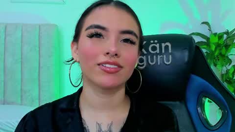 ISABELLA online show from June 13, 7:33 pm