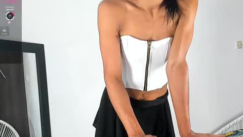 Snapshot of isabella_savina chatting on March 8, 10:45 pm Isabella online show from March 8, 10:45 pm