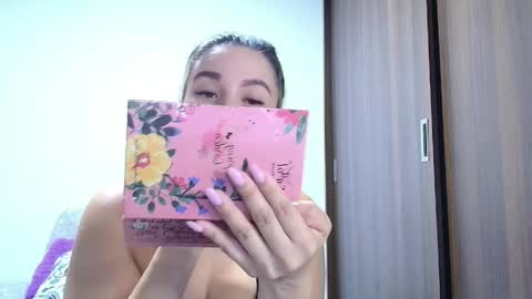 isabellaa_smith03 online show from May 26, 1:16 am