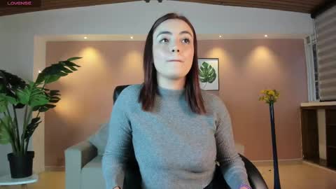 Snapshot of isabellaajoness chatting on February 11, 11:53 am Isabella Everyday From 0530 to 1430 Col Time online show from February 11, 11:53 am