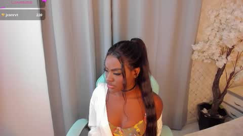    v online show from November 28, 9:40 pm