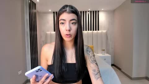 Isabella Kroft online show from February 14, 7:12 pm