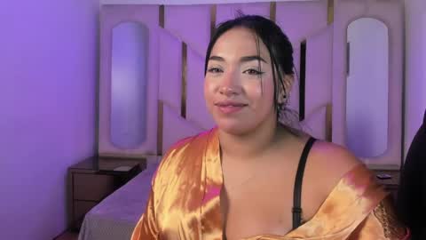 isabellrodriguez18 online show from May 16, 5:10 am