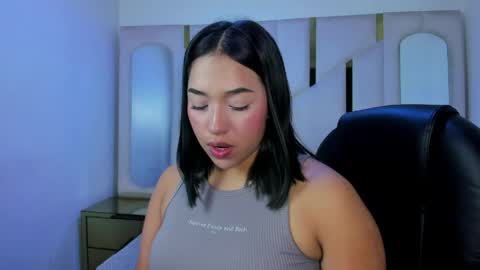 isabellrodriguez18 online show from May 26, 3:17 am