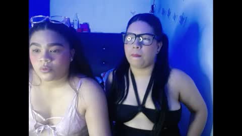 Isa online show from November 3, 11:31 pm