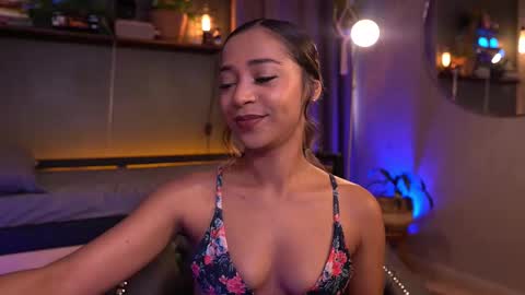 Isa Isabella online show from October 25, 2:57 pm