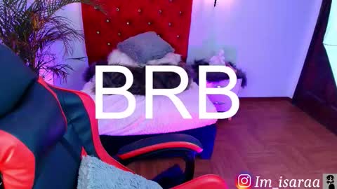 Snapshot of isara_ chatting on September 9, 1:33 pm isara_ online show from September 9, 1:33 pm