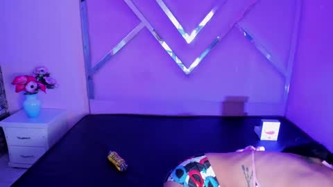 isisrousexx online show from March 6, 2:51 am