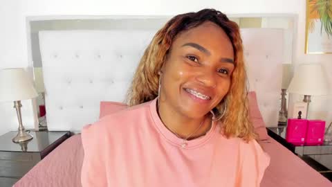 Vanessa online show from May 19, 11:28 am