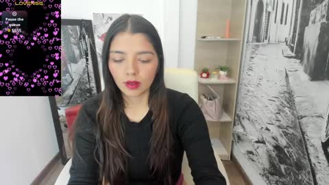 Issa  online show from January 7, 1:24 pm
