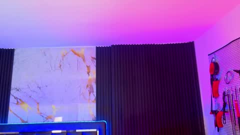 Issafoxx online show from March 1, 12:16 pm